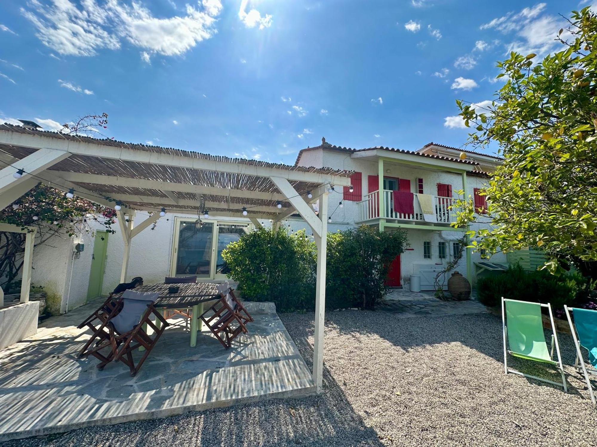 Kiveri 1876 Traditional Seafront Cottage Exterior foto